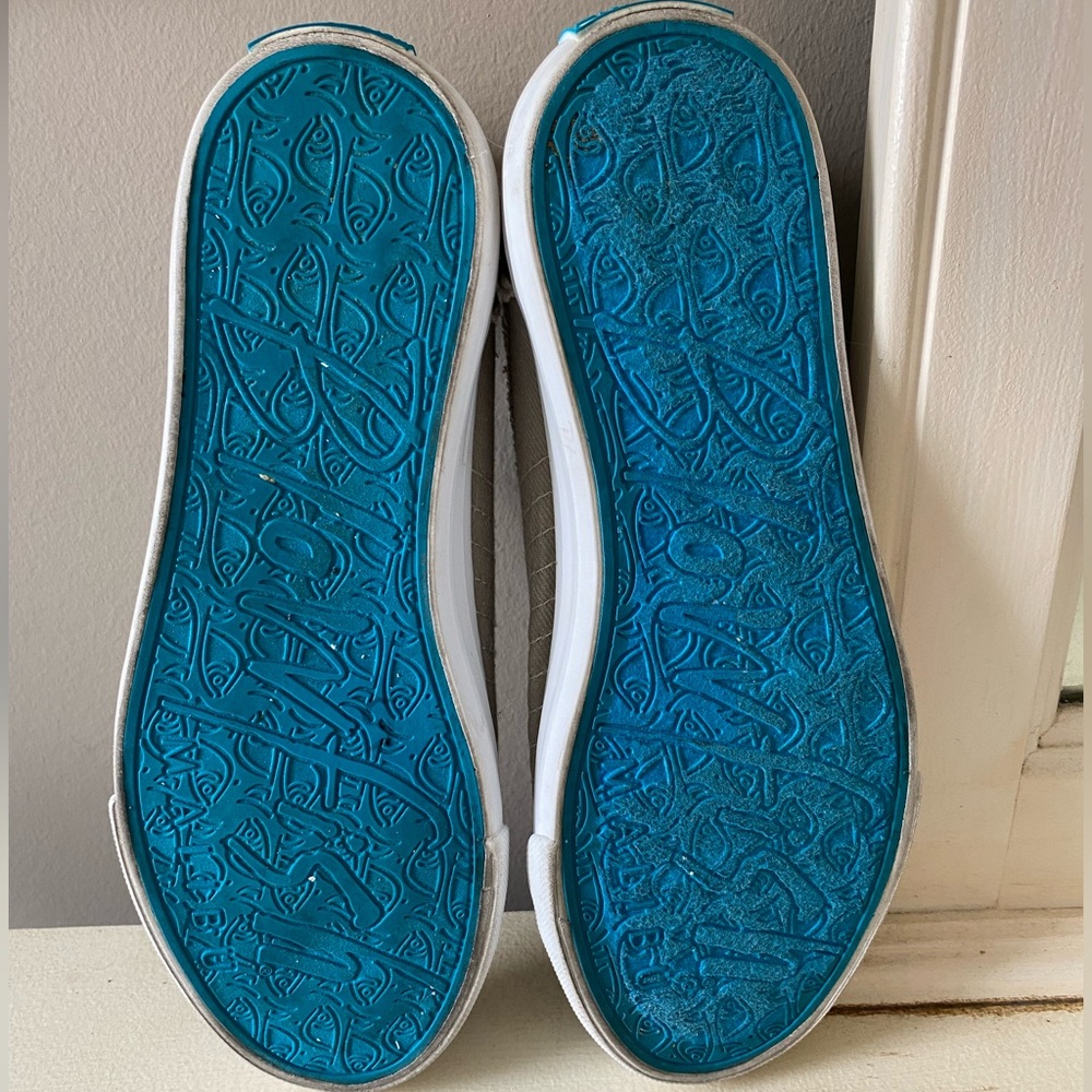 Women’s Blowfish Malibu Canvas Slip On Shoes - Picture 7 of 7